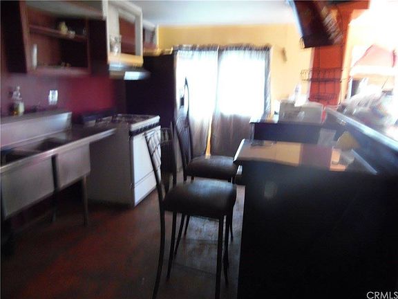 5th image of 3581 Eureka Ave