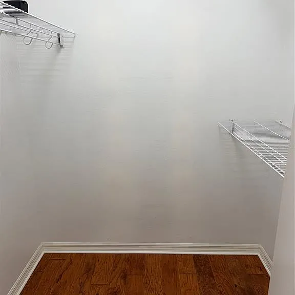 4823 Carrington Cir — Photo 35