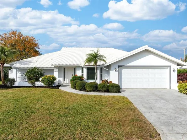 545 Warwick Ln, Venice, FL 34293