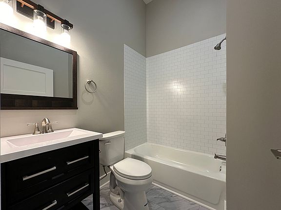 5th image of 151 W Main St #4