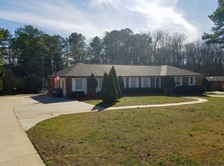 1480 Woodstock Rd, Roswell, GA 30075