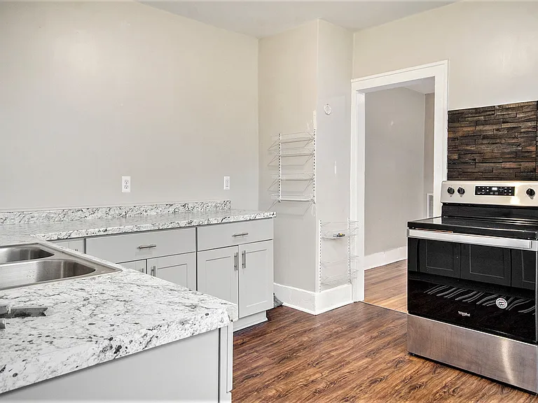 273 Manistique St #1 — Photo 9
