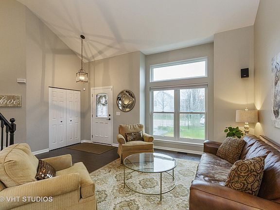 5th image of 1914 Prairie Path Ln