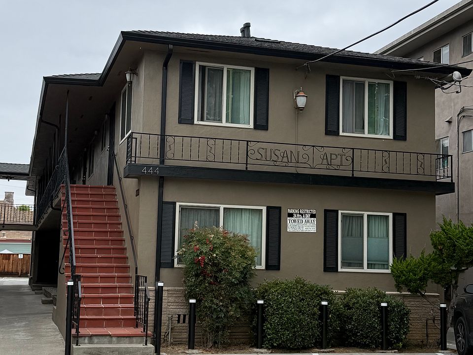 1st image of 444 S 5th St #12