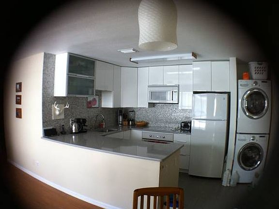 3rd image of 603 S Melville Ave APT 11