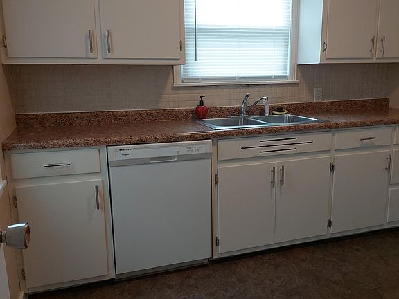5th image of 2020 Devonshire Ave
