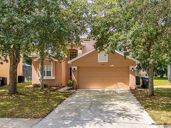 3rd image of 1791 Royal Ridge Dr