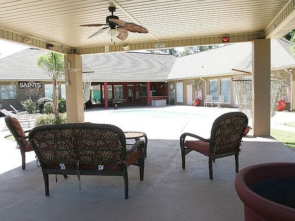 5th image of 21 Trailwood Ln