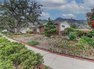 1970 Fox Ridge Dr, Pasadena, CA 91107