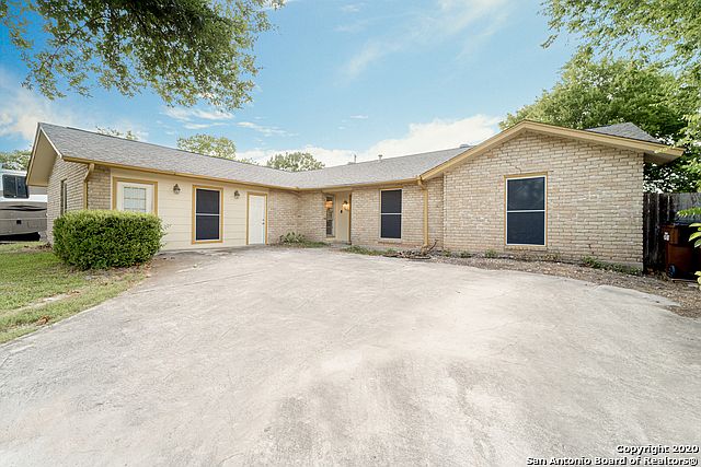 1st image of 6603 Cypress Lake Dr
