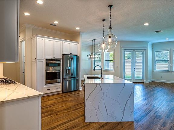 4th image of 3621 S Hesperides St