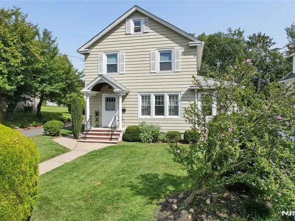 656 Orchard Street, Oradell, NJ 07649