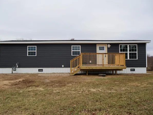 17429 12th Rd, Plymouth, IN 46563