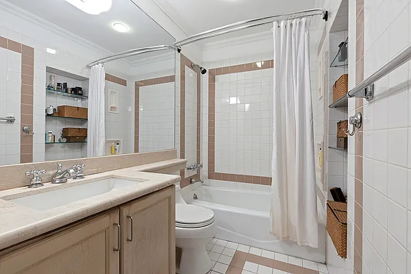 Rented by Corcoran | media 16