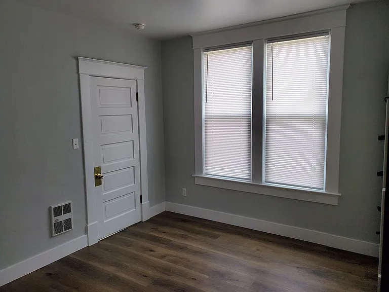 1306 O Ave — Photo 7