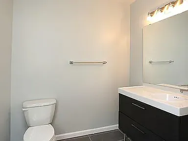 2 bed, $1,900 — Photo 2