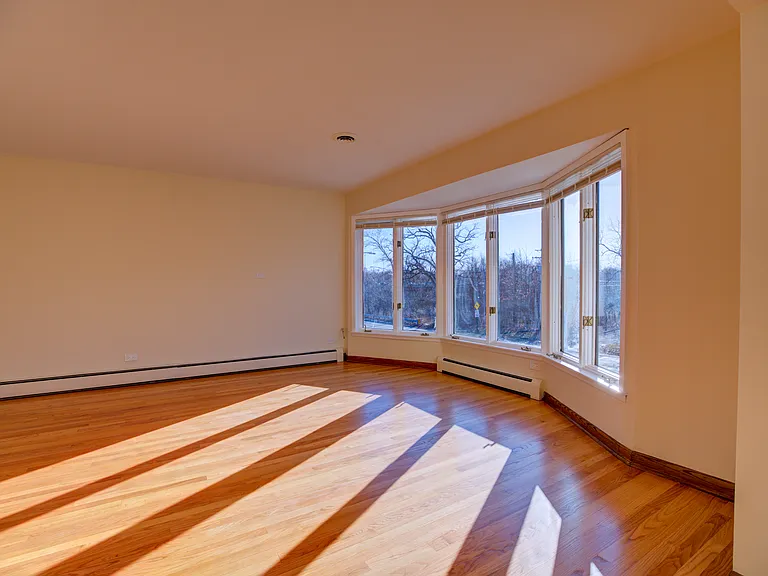 5715 N Cicero Ave #2 — Photo 7