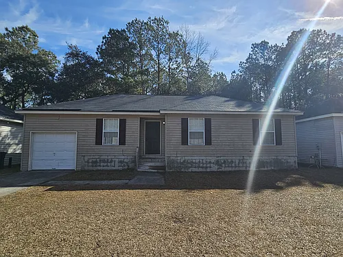 48 Leeward Dr Photo 1