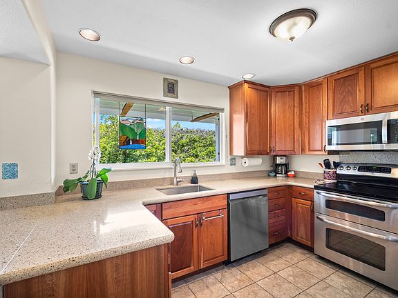 3rd image of 5301 Ka Haku Rd #119