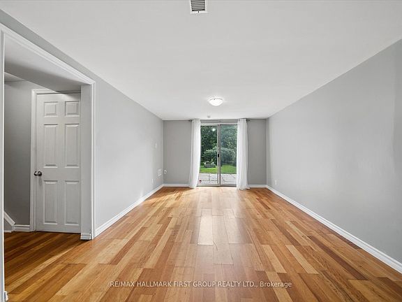 5th image of 531 Harmony Rd S