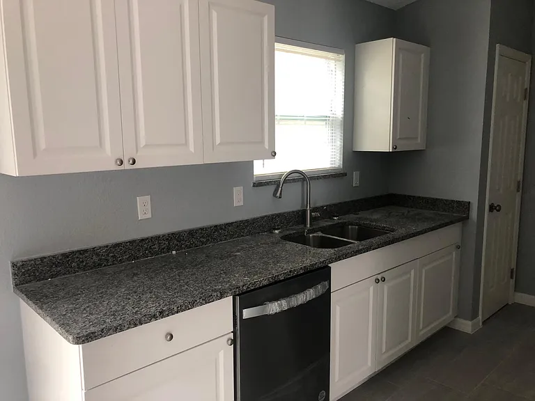 217 Locust Pass Crse — Photo 7