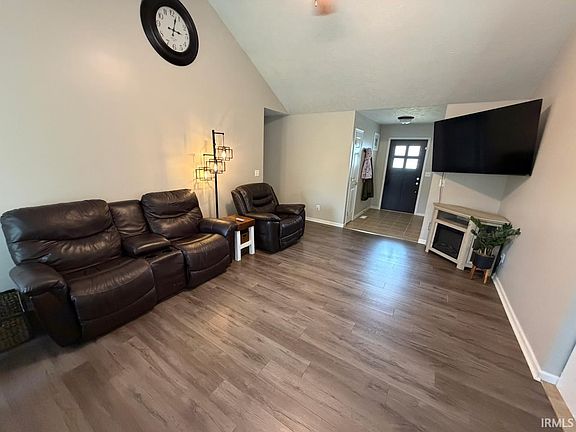 2nd image of 4644 Rathbone Dr