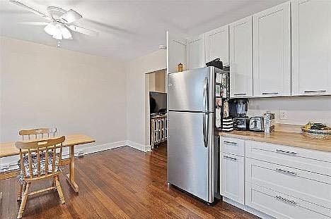 Kitchen - dining area