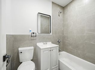 2152 Muliner Ave #1B, Bronx, NY 10462