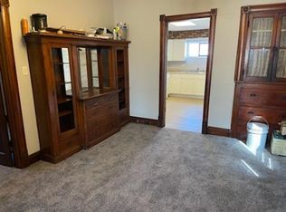 2860 Walnut St, Blue Island, IL 60406