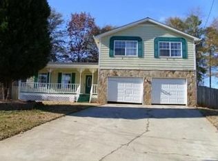 187 Hoss Ct, Riverdale, GA 30274
