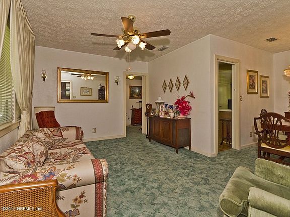 5th image of 1323 Azalea Dr