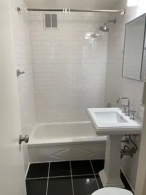 Rented by Misra Group Real Estate | media 4