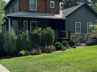 464 Rowland Rd, Swannanoa, NC 28778