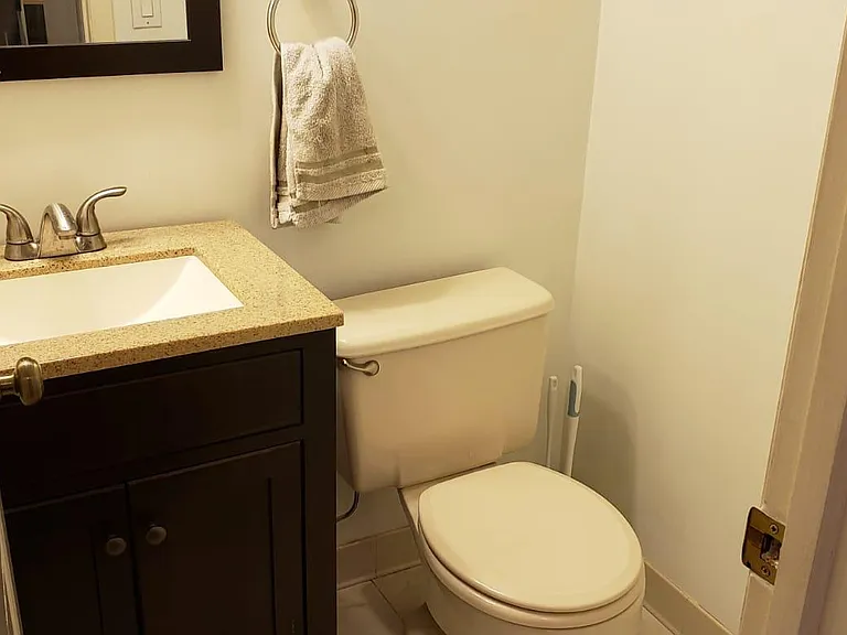 291 Hope St #B5 — Photo 11
