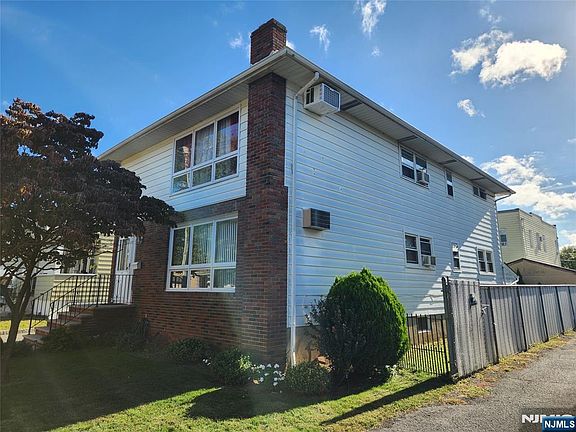 2nd image of 490 Westminster Place