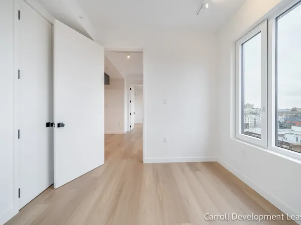 931 Carroll Street image 6 of 43