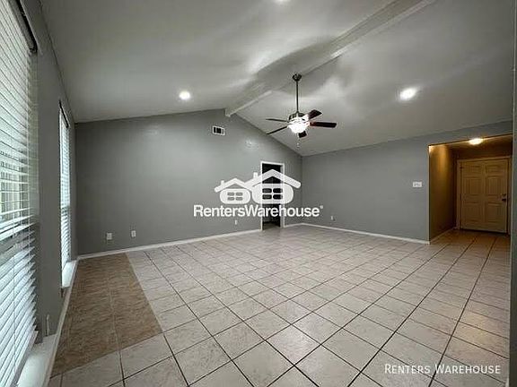 3rd image of 706 N Fork Ct