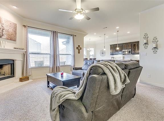 5th image of 345 Prince John Dr