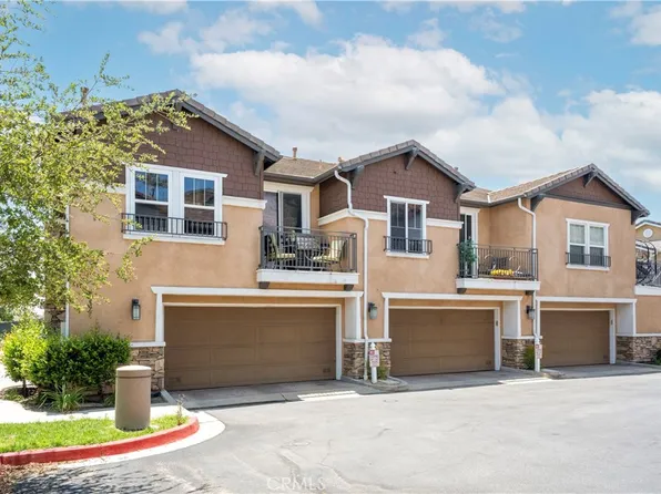 16710 Nicklaus Dr Unit 74, Sylmar, CA 91342