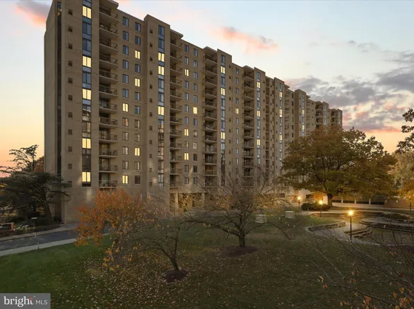 4500 S Four Mile Run Dr APT 619, Arlington, VA 22204