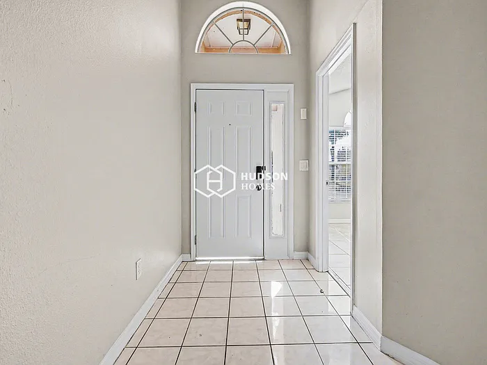 1555 Indian Oaks Trl — Photo 6