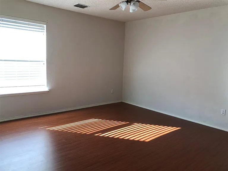 3544 Brewster Dr — Photo 14