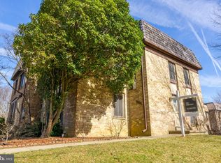 2999 Borge St, Oakton, VA 22124