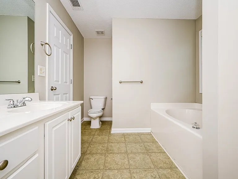 3896 Pine Village Pl — Photo 11