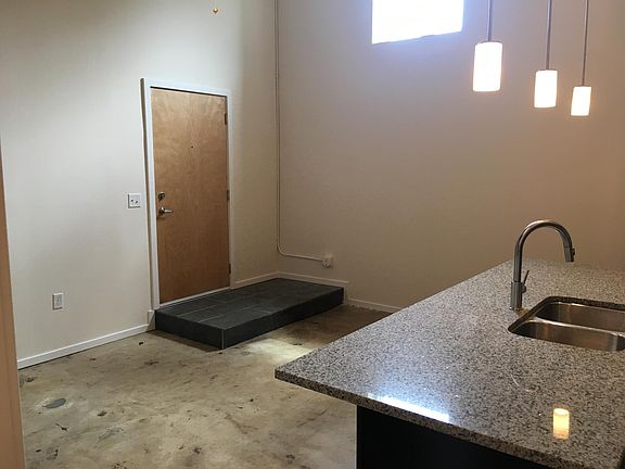 2nd image of 3 W 14th St
