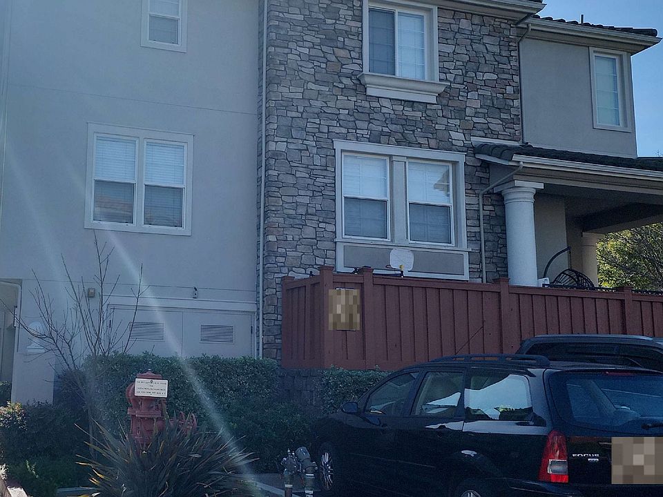 2nd image of 252 Vista Roma Way
