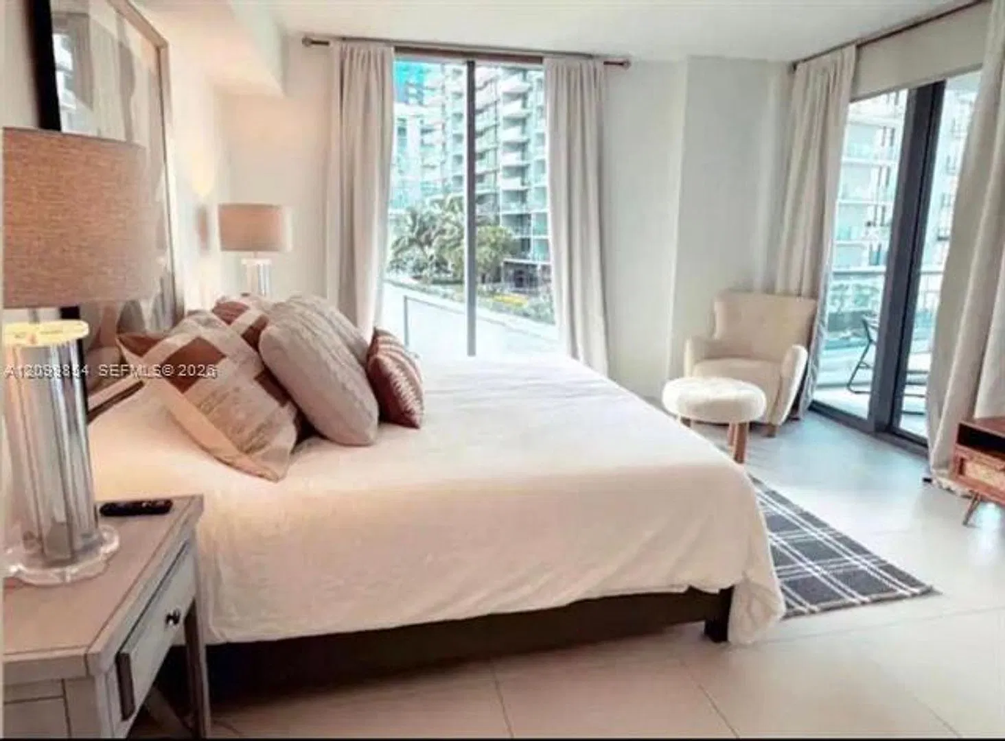 31 SE 6th St cu-1601, Miami, FL 33131 — Photo 2