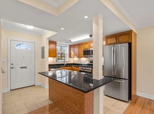 19 Thornton Rd, Chestnut Hill, MA 02467