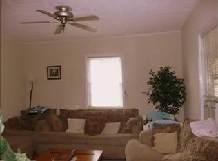 32 2nd St, Inman, SC 29349