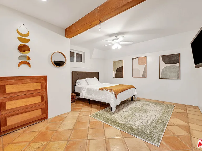 21832 Canon Dr — Photo 27